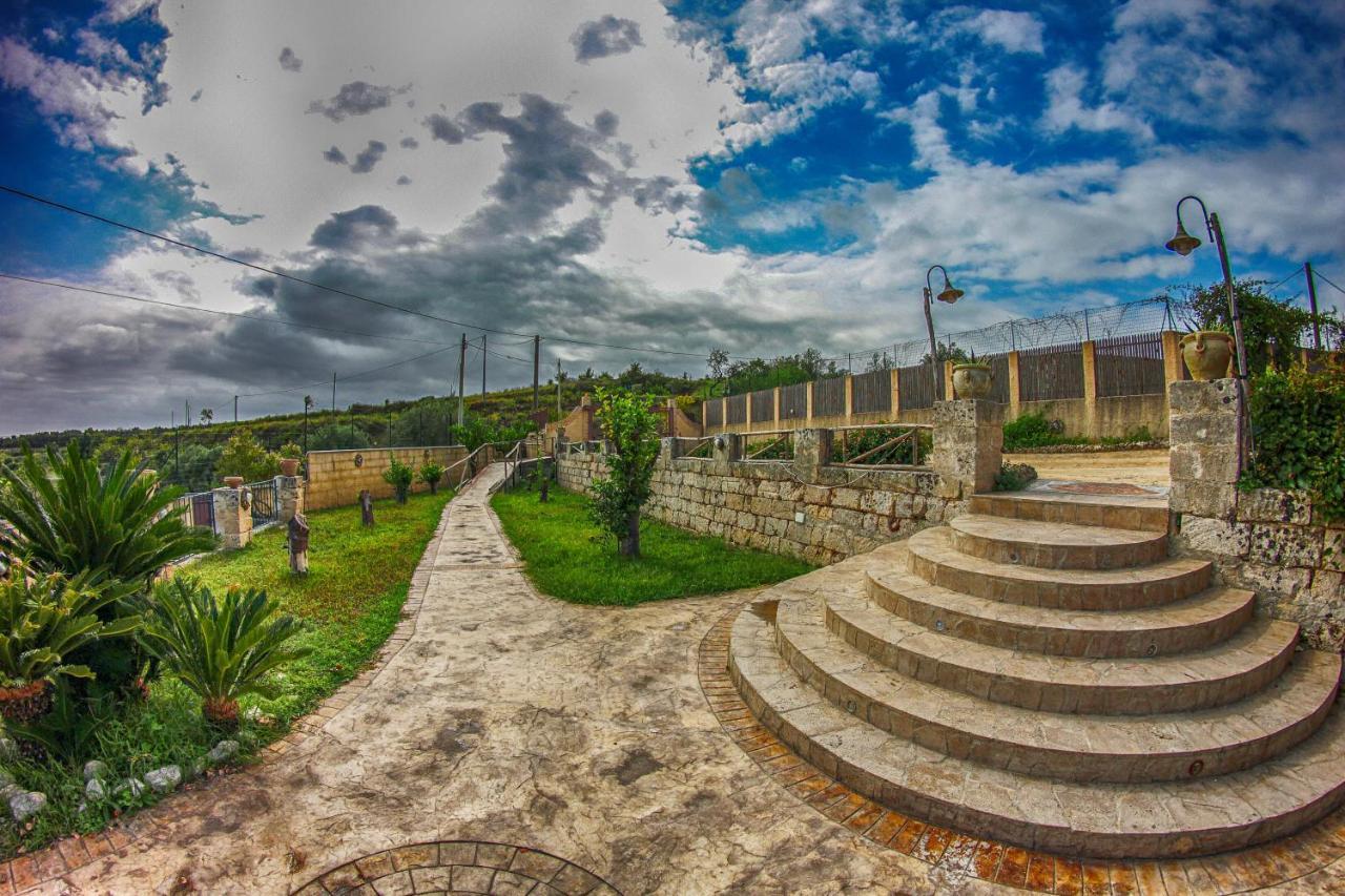 Le Cinque Pietre Villa Carlentini Buitenkant foto